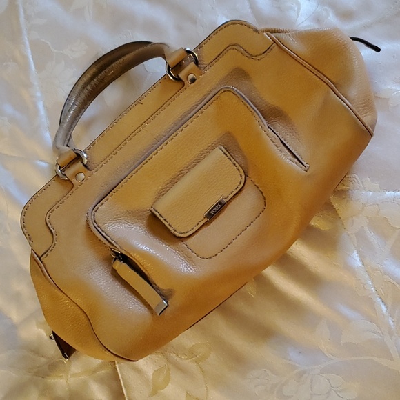 Tod's Mustard Shoulder Bag - Picture 3 of 8